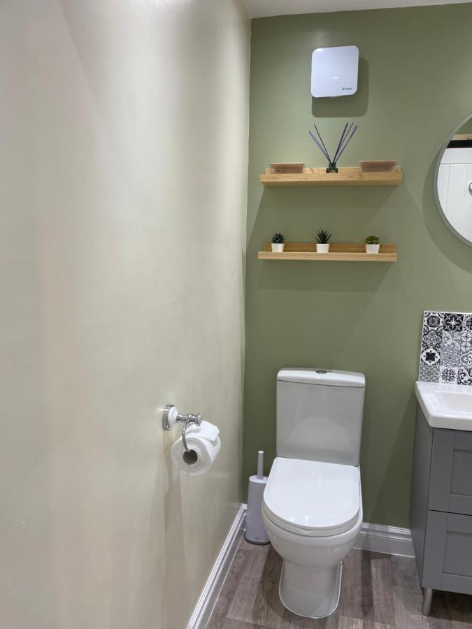 The Cotswold Nook Dursley Exterior foto